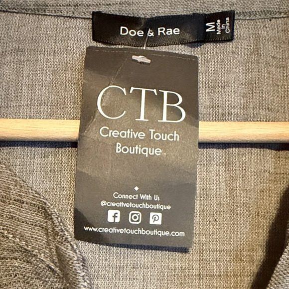 Doe & Rae Charcoal Sleeveless Top - Picture 4 of 7